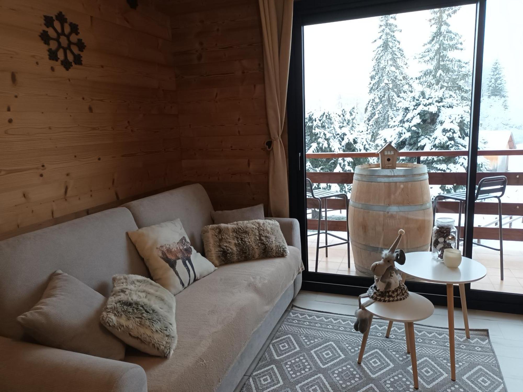 Montagne Le Flocon Apartment *